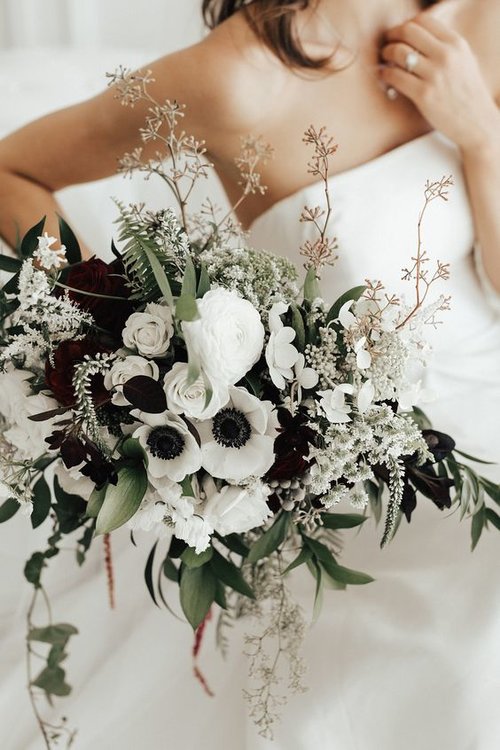 The 10 Most Popular Wedding Flowers in 2019